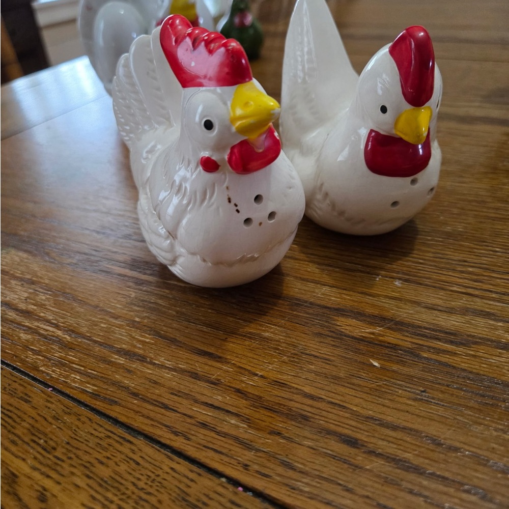 Chicken Salt and Pepper Shakers